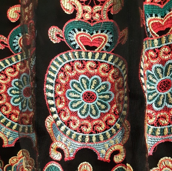 Forever 21 Tulle Embroidered Skirt - Picture 2 of 6